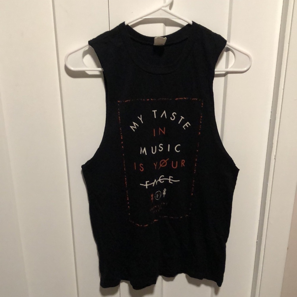Twenty-One-Pilots Tank